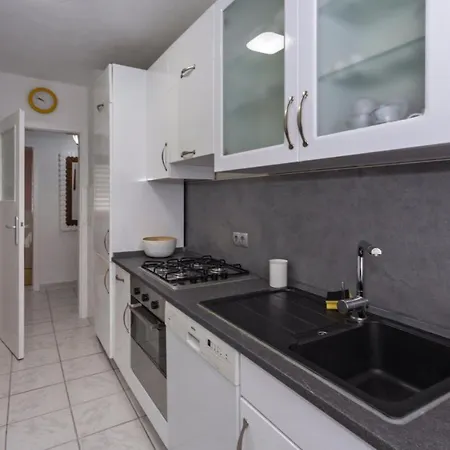 3 Zimmerwohnung - Nah An Messe & Kliniken! דירה הנובר