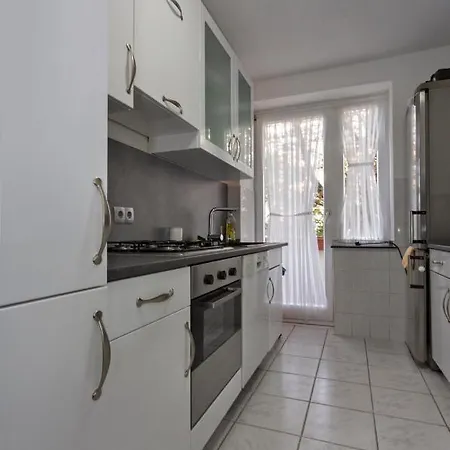 3 Zimmerwohnung - Nah An Messe & Kliniken! Hannover